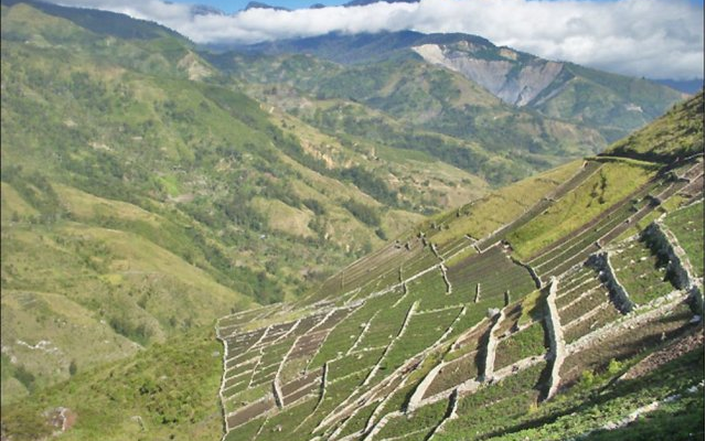 Techniques traditionnelles I. Ralentir, étaler, retenir, faciliter l'infiltration de l'eau